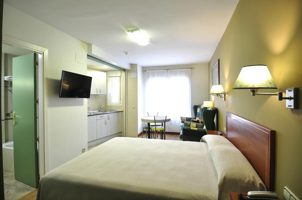 Hotel Apartamentos Aralso Segovia Eksteriør bilde
