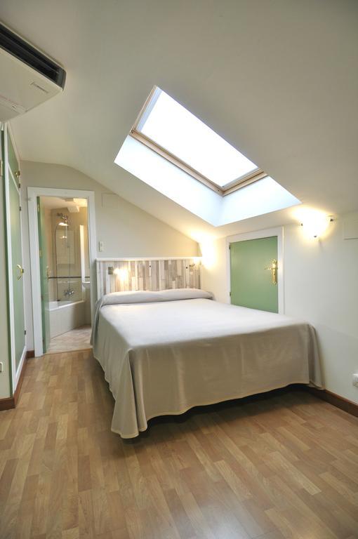 Hotel Apartamentos Aralso Segovia Eksteriør bilde
